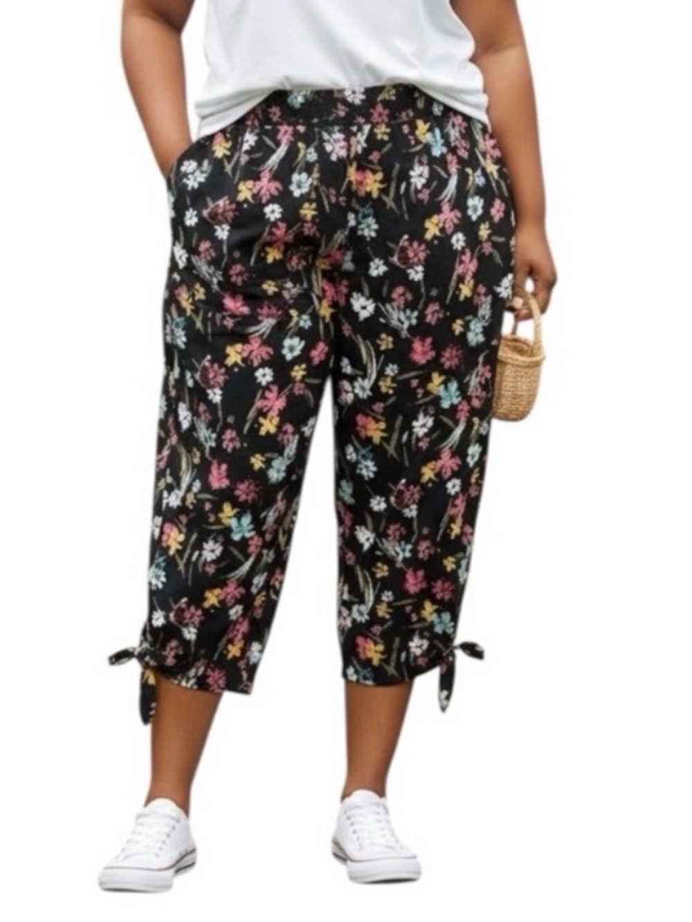 Lane Bryant Black Floral Cropped Elastic Waist Pants Tie Cuffs size 14/16